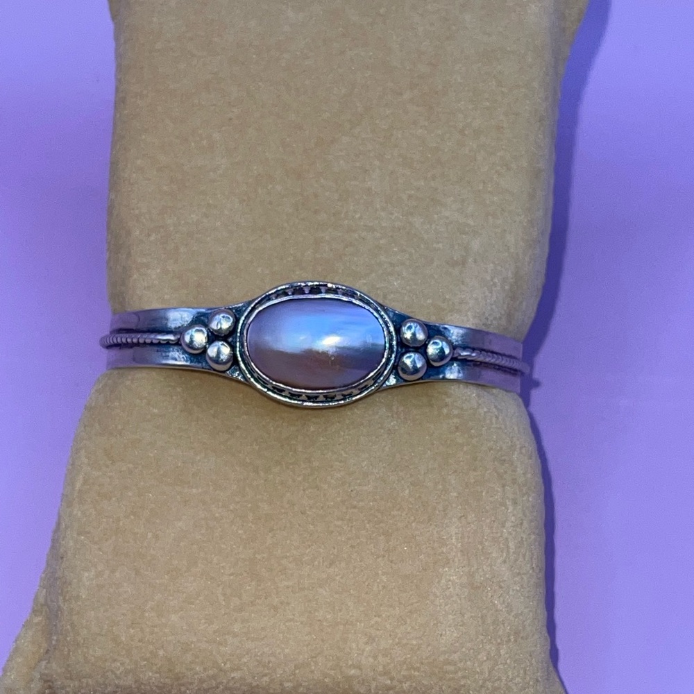 Vintage CAROLYN POLLACK Relios Sterling Silver and Mother of Pearl Cuff Bracelet